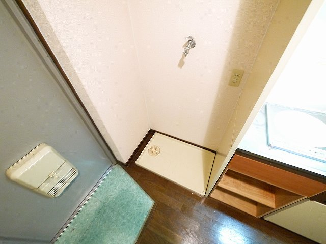 シティパレス佐保川Ｐ６の設備|嬉しい室内洗濯機置き場がございます。