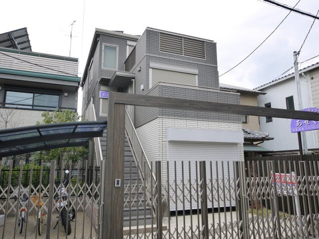 毘沙門町テナントの外観