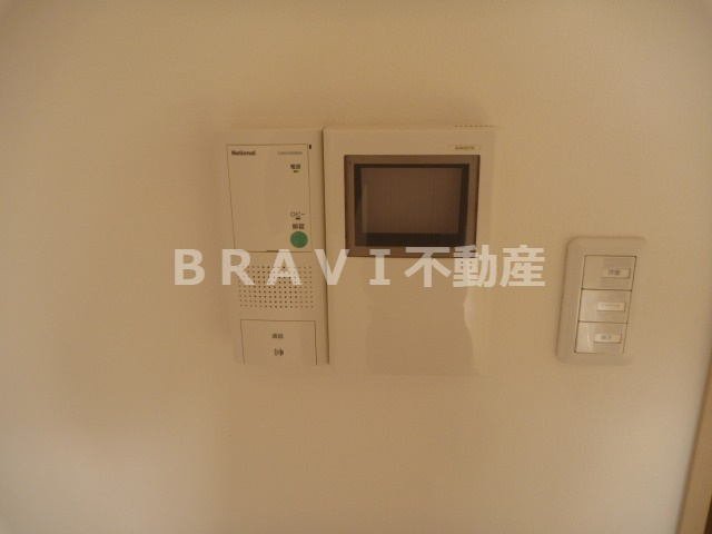 CITY SPIRE心斎橋EAST（シティスパイアシンサイバシイースト）　BRAVI不動産のセキュリティ|【CITY SPIRE心斎橋EAST】モニター付きインターホン
