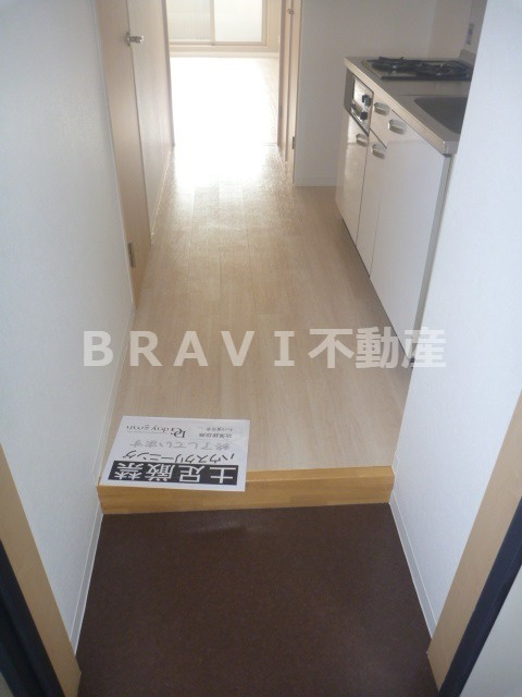 CITY SPIRE心斎橋EAST（シティスパイアシンサイバシイースト）　BRAVI不動産の玄関|【CITY SPIRE心斎橋EAST】ゆったりとした玄関です