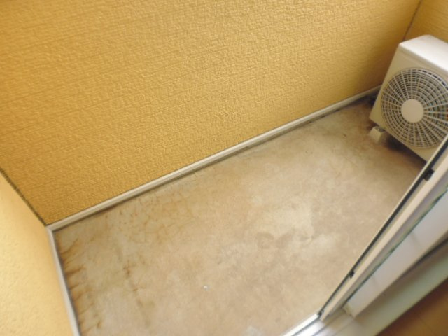 リトルツリーフィールドのバルコニー