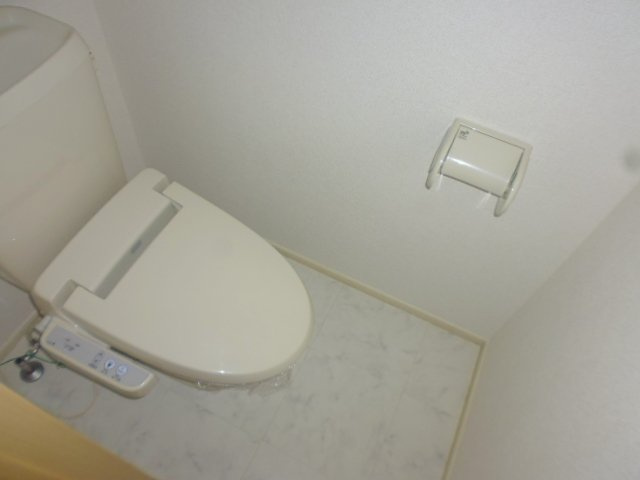 リトルツリーフィールドのトイレ|温水洗浄便座