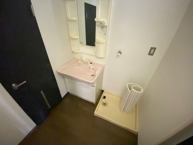 ウォールストリートIの洗面所
