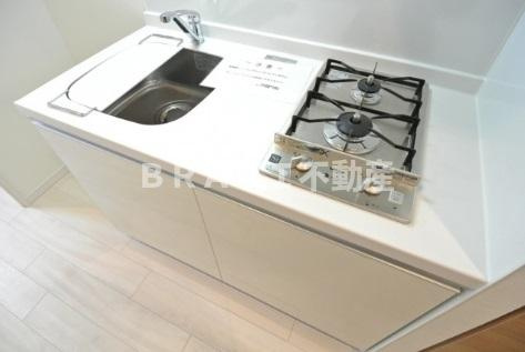 スプランディッド難波　BRAVI不動産のキッチン|【スプランディッド難波】使いやすいキッチンです