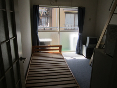 【居間・リビング】 | レオパレスＳＵＮＢＥＡＭ  | ベットはありません。