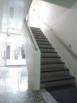 【エントランス】 | 雑色中央ビル