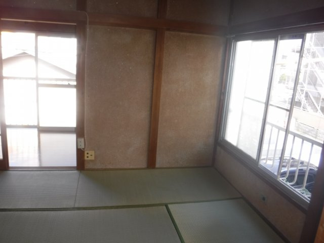 ハイツ内藤の和室