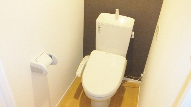 アルヴィータ弐番館のトイレ|ウォッシュレット付トイレ