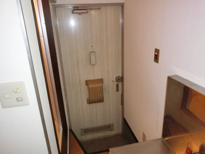 【玄関】 | コーポナトリ