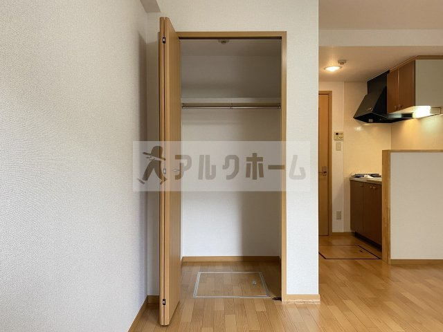 サウス高安の収納|サウス高安（八尾市恩智南町）　クローゼット