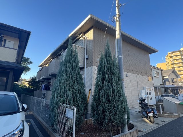 エーデルワイス中山の外観