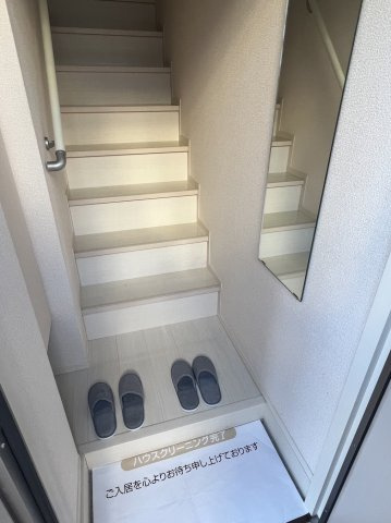 エーデルワイス中山の玄関