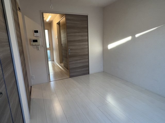 エーデルワイス中山の居間・リビング