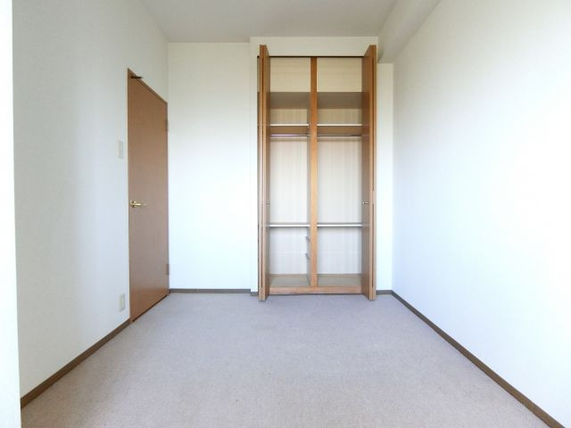 美加の台詩季ヶ丘マンションの寝室