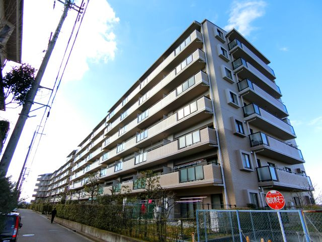 美加の台詩季ヶ丘マンションの外観
