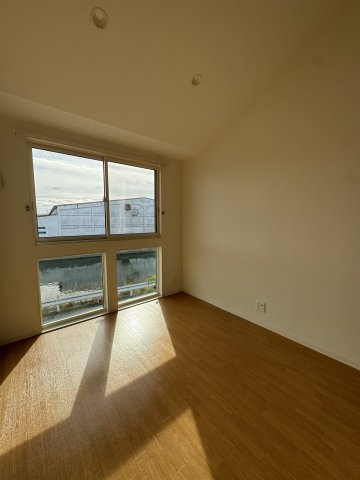 NIFTY+（ニフティプラス）の洋室