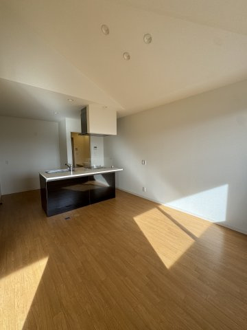 NIFTY+（ニフティプラス）の居間・リビング