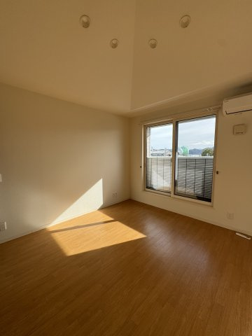 NIFTY+（ニフティプラス）の洋室