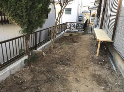 【庭】 | 百合ヶ丘UR | ちょっとした花壇など植物を育てられます