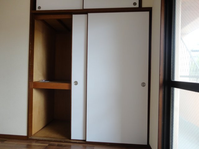 ハイツメルシーの収納