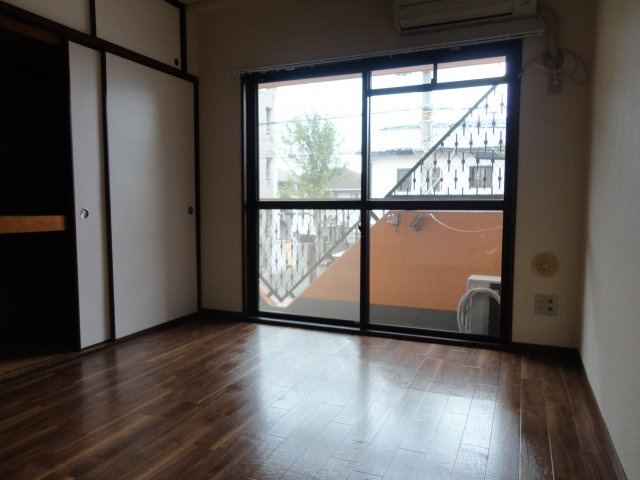 ハイツメルシーの寝室