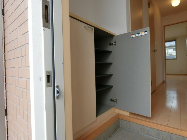 ピアタウンＤ棟の収納