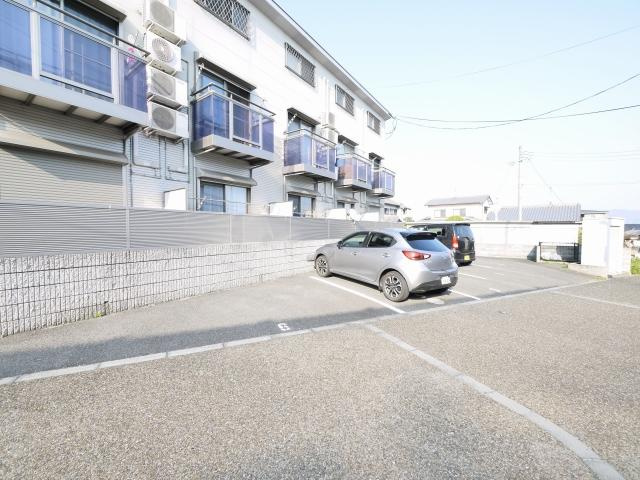 マ・プレミールメゾンの駐車場|駐車場です
