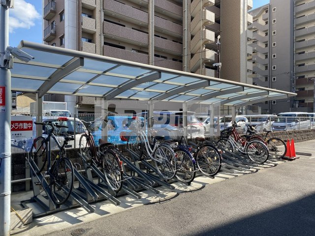 スペチアーレ桜ヶ丘のその他共用部分|スペチアーレ桜ヶ丘　自転車置き場