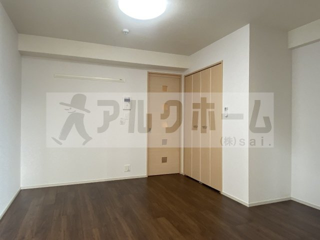 スペチアーレ桜ヶ丘の居間・リビング