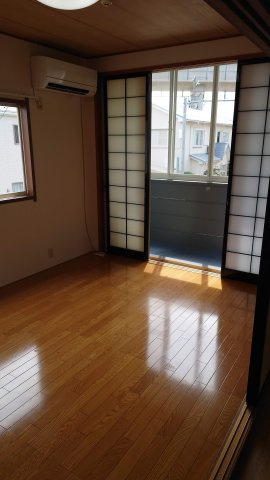 レスポワールNO.2の洋室