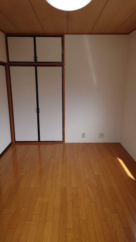 レスポワールNO.2の洋室