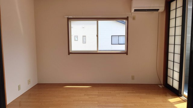 レスポワールNO.2の洋室