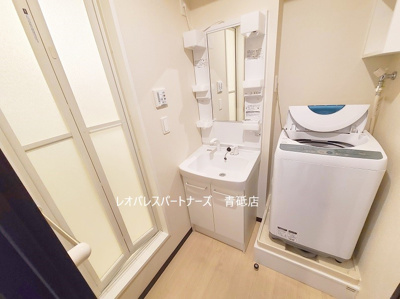 【独立洗面台】 | レオネクストカーサレフィナード | 参考写真：現況優先