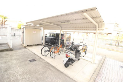 【その他共用部分】 | リバーサイド金岡 | 屋根付き駐輪場