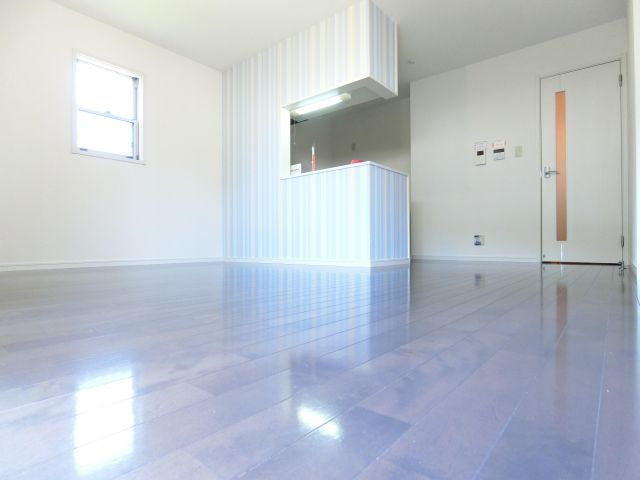 リースランド泉ヶ丘の居間・リビング