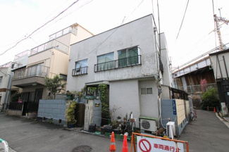【外観】 | 堤アパート　鶯谷駅から徒歩６分・日暮里駅から徒歩７分。