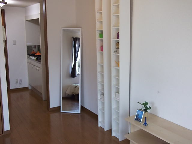 【玄関】 | マンションミレニアム | 『マンションミレニアム』