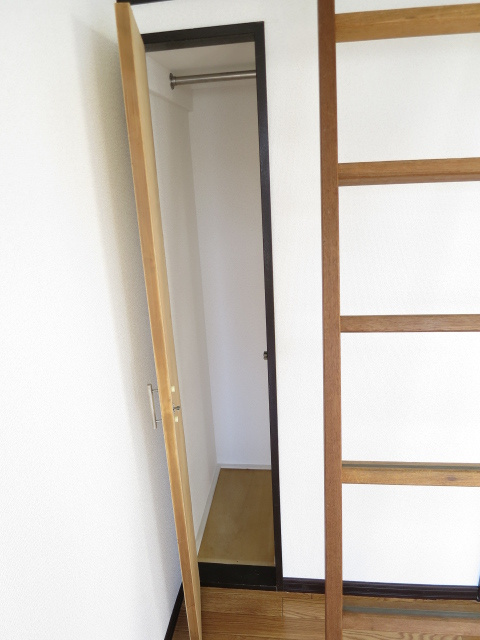 コーポカトレアの収納