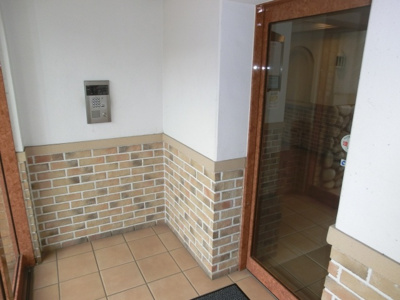 【エントランス】 | ルーナ | オートロック付きエントランス☆