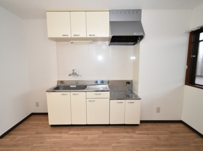 【キッチン】 | ドルミール寿 | 収納多め、タオル掛け設置済み