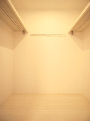 【収納】 | ミルクロス | 充実収納付きの北側洋間です♪