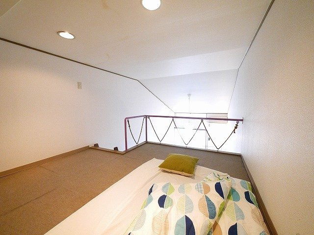 グローリー結崎の寝室|お布団を置いてゆっくり眠れますね