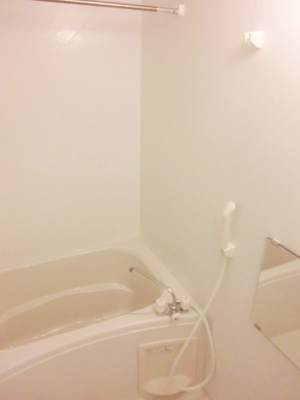 【浴室】 | フィールド | 浴室は追炊き機能付きです。