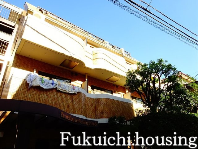 ライオンズマンション豪徳寺第３の外観