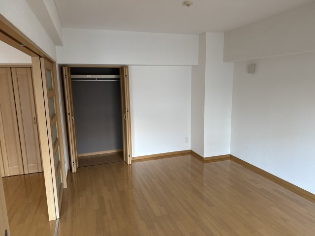 サンロイヤルⅢ