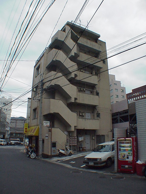 コーポサンスイの外観