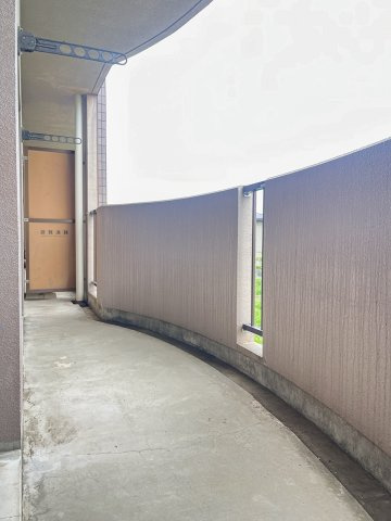 【バルコニー】