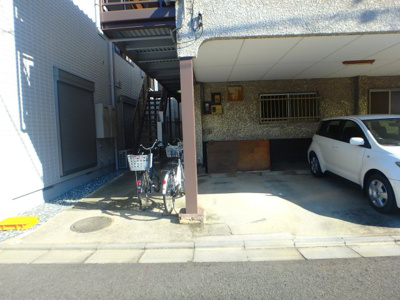 【駐車場】 | サンホーム