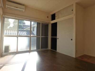 【寝室】 | サンホーム