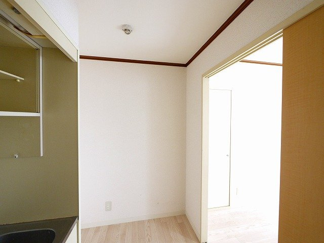 谷垣マンションの洋室|広々とした洋室です